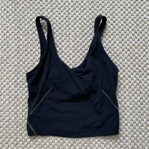 Lululemon cropped tank with built-in bra
